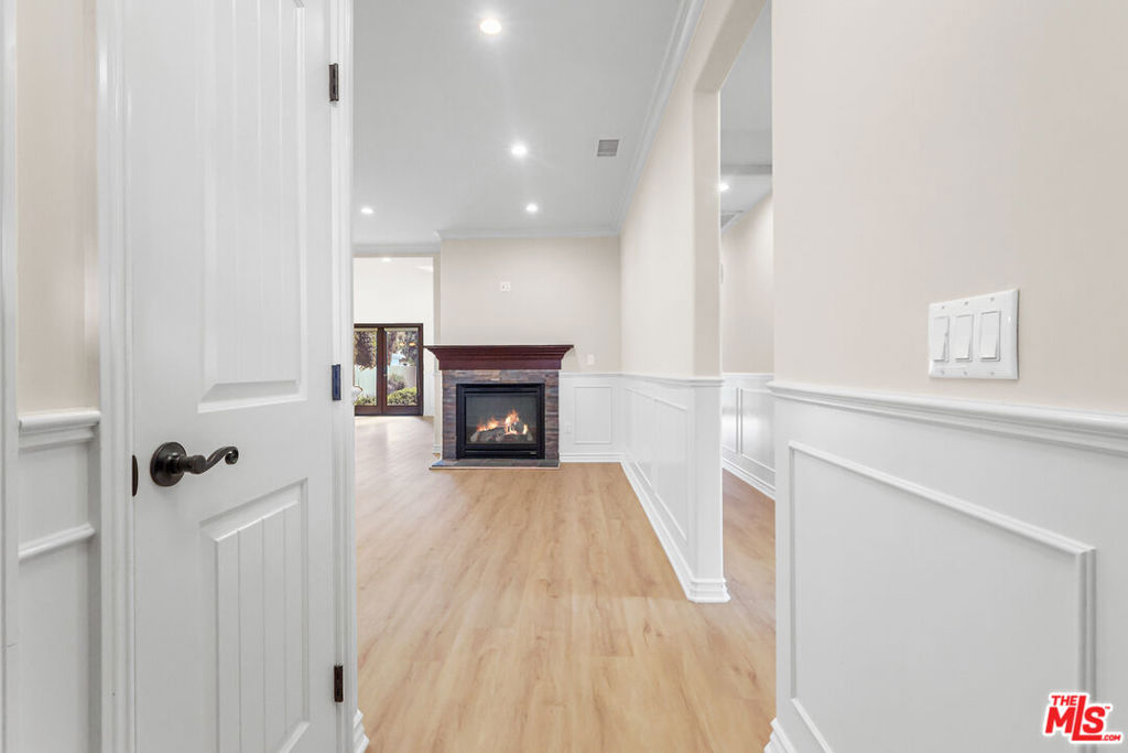 14716 Cumpston Street