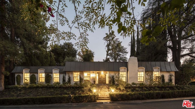 4963 Queen Victoria Road