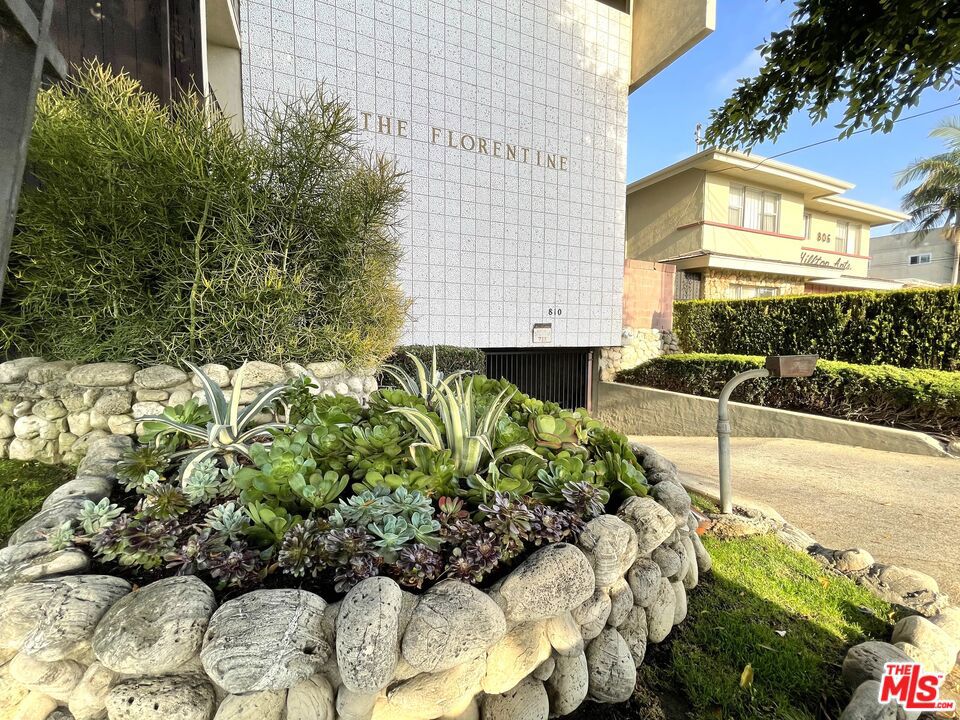 810 Edgewood Street 103