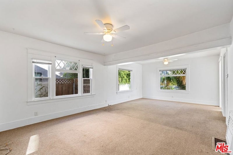 2421 Glyndon Avenue