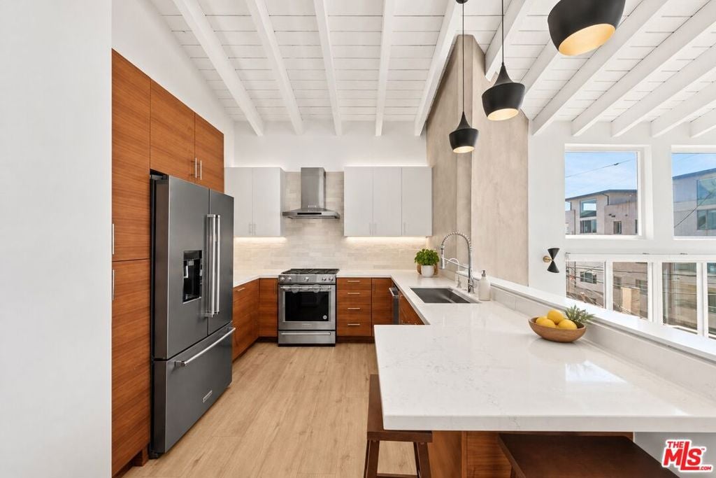 18 Privateer Street 3