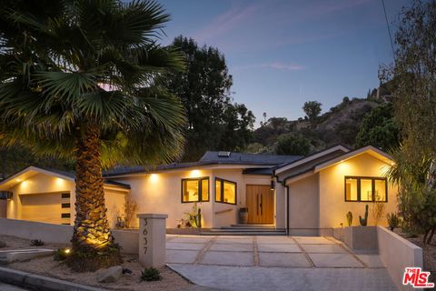 3637 Loadstone Drive Sherman Oaks CA 91403
