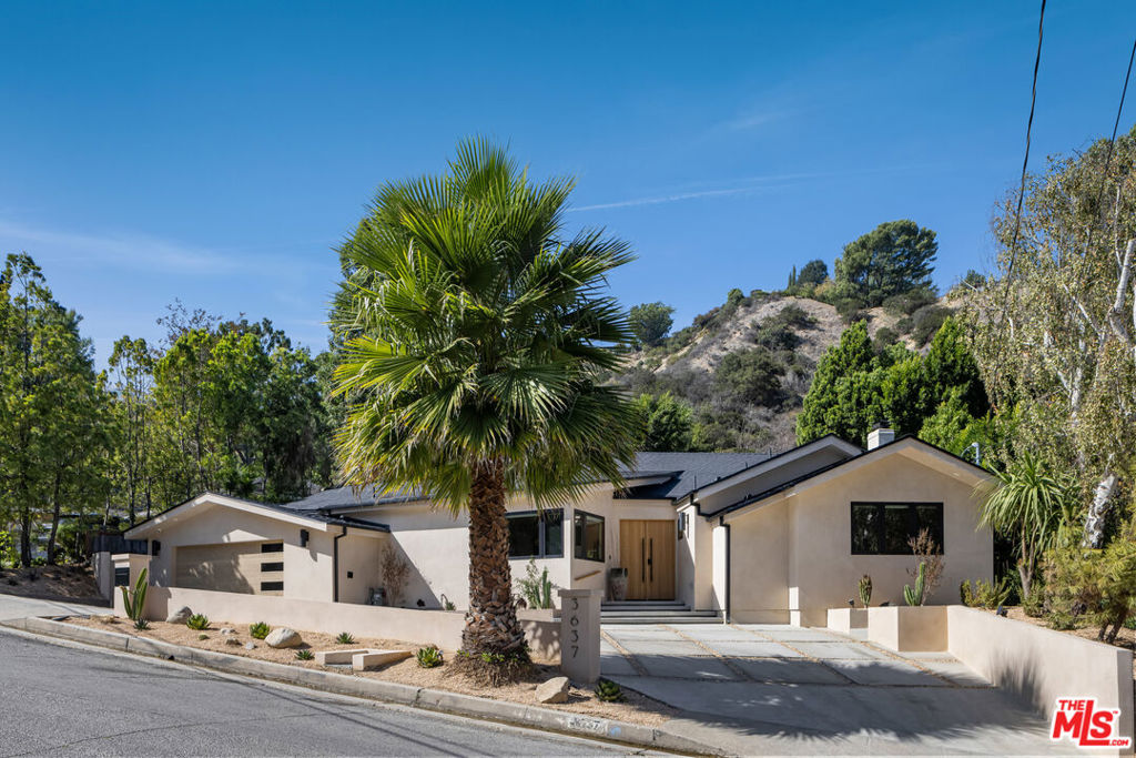 3637 Loadstone Drive