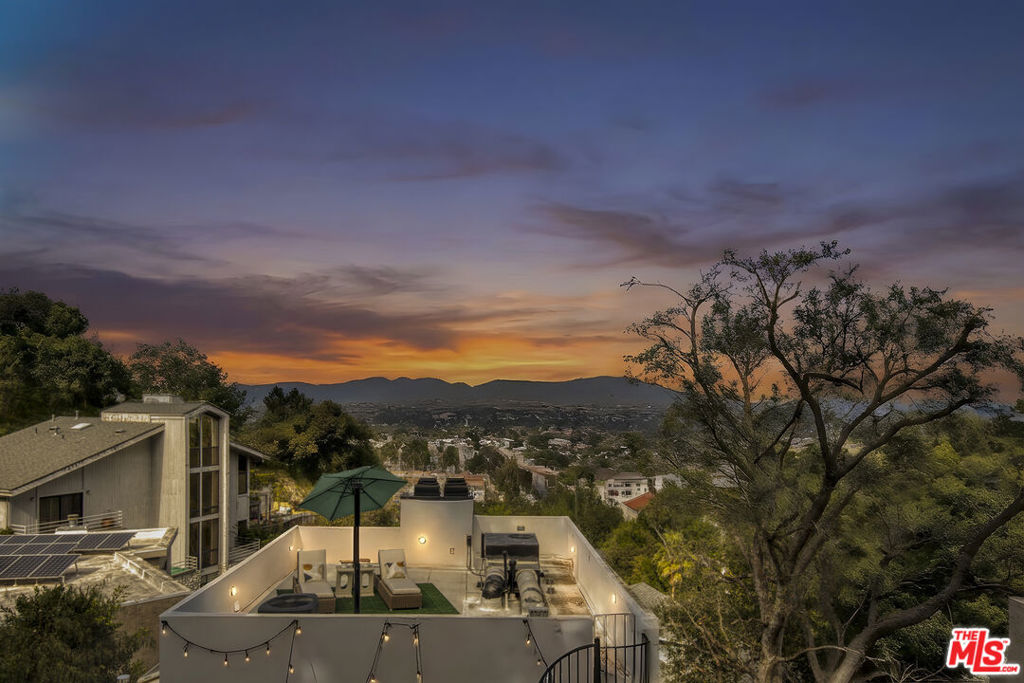 4112 Vanetta Place