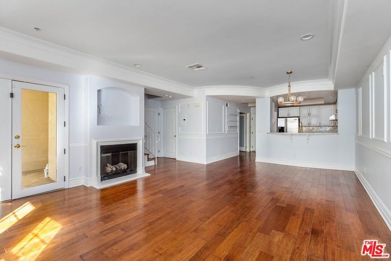 12026 Hoffman Street 302