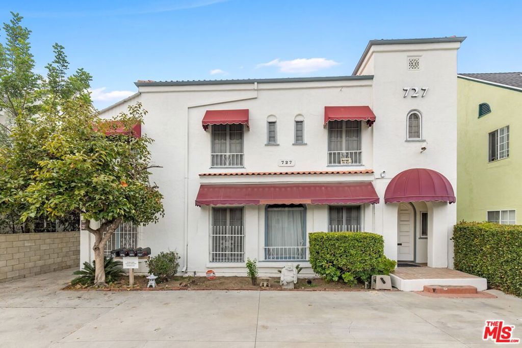 727 Crenshaw Boulevard