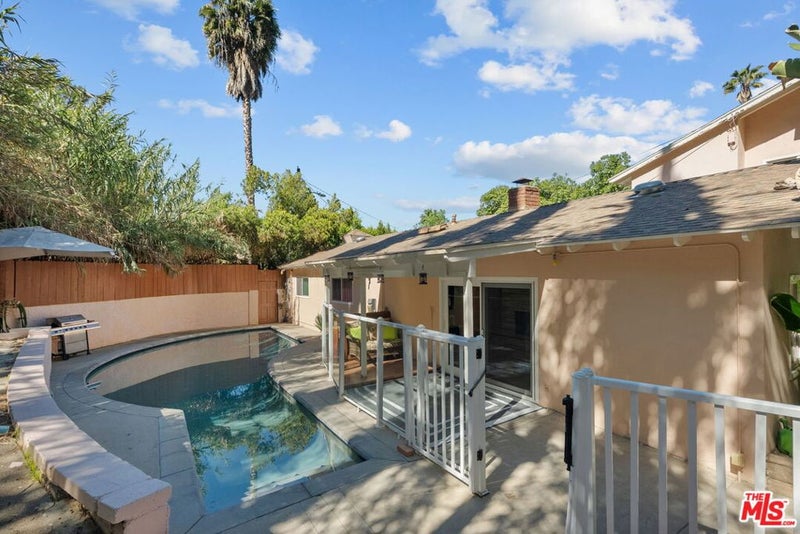 4300 Pampas Road