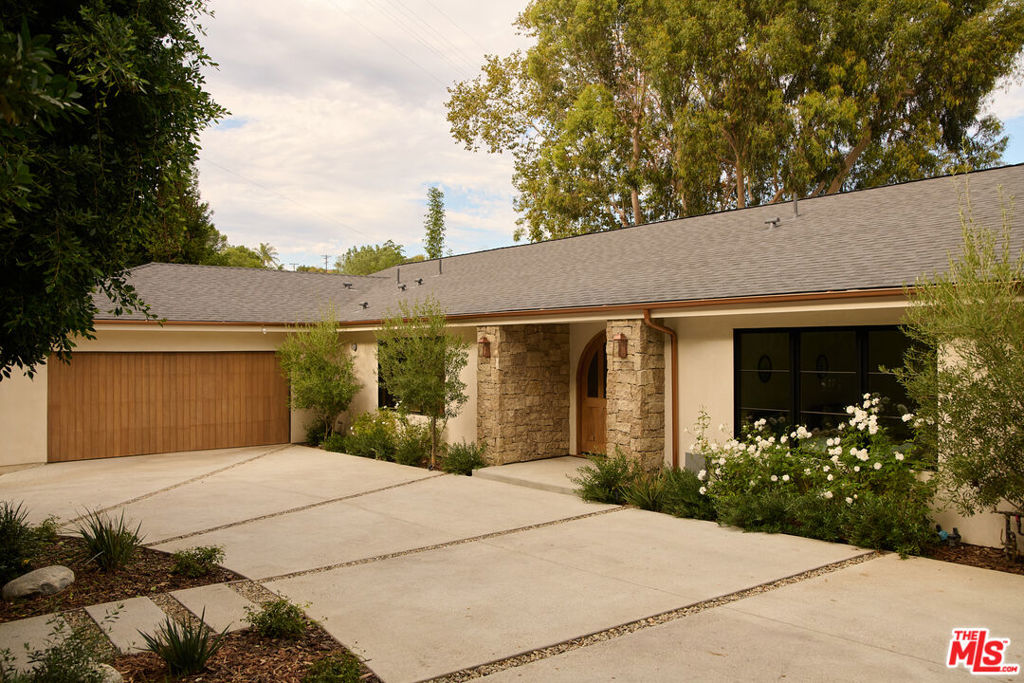 3620 Wrightwood Drive