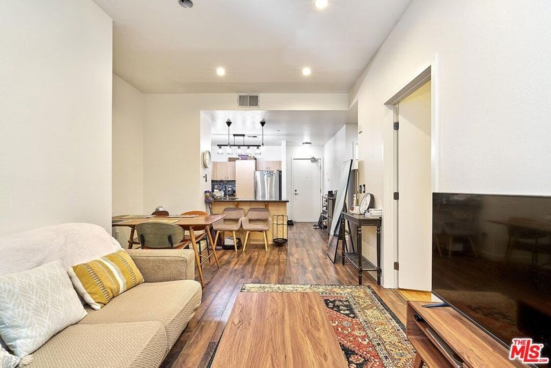 630 W 6th Street 313