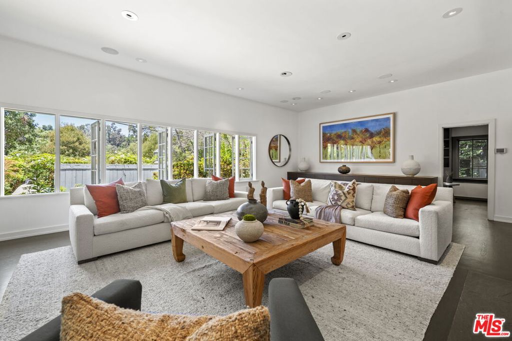 3 Latimer Road