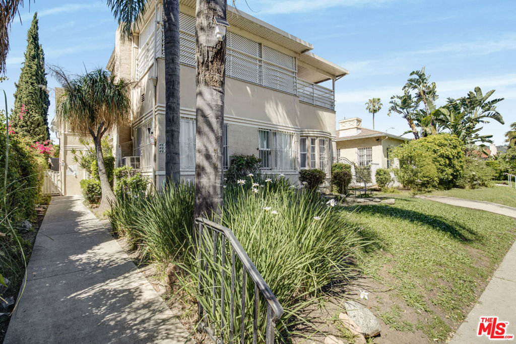 461 N Vista Street
