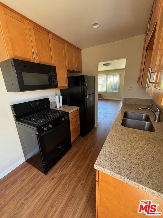 12036 Magnolia Boulevard