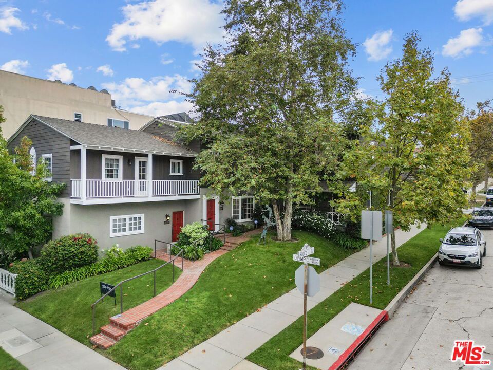 9528 W Olympic Boulevard