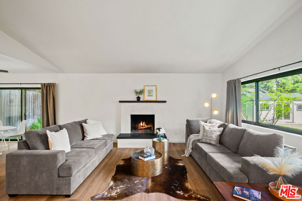 1380 Old Topanga Canyon Road