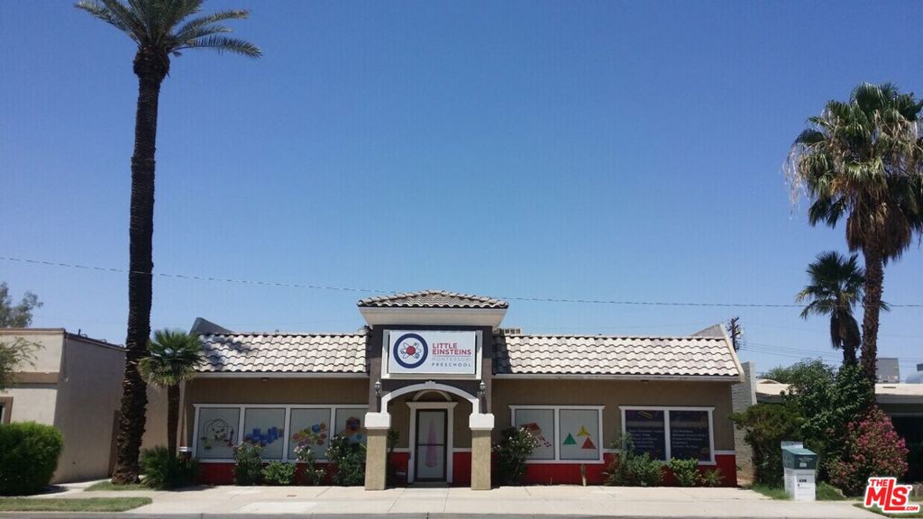 1022 Broadway Street