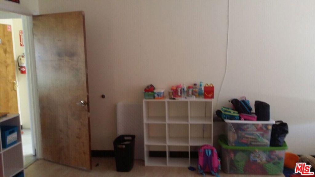 1022 Broadway Street