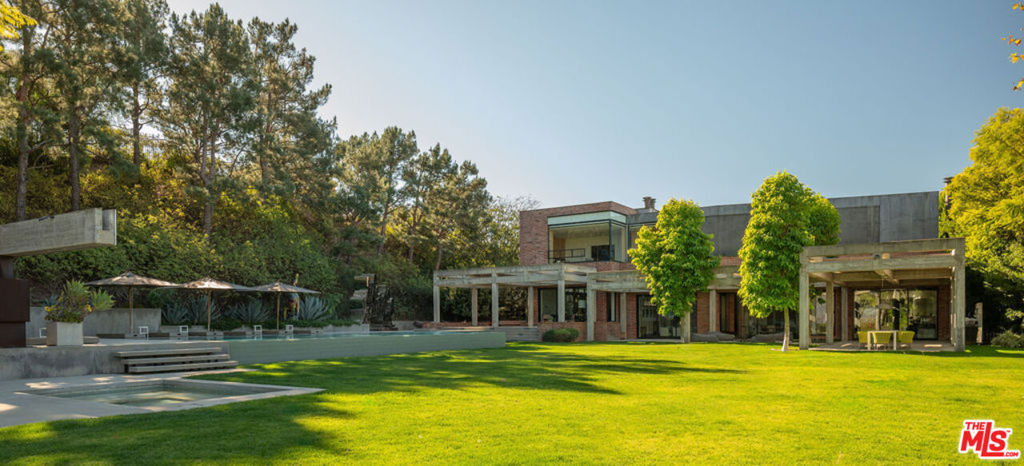 Properties 2 3350 Stoneridge Lane