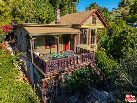 281 E AVENUE 33 Los Angeles CA 90031