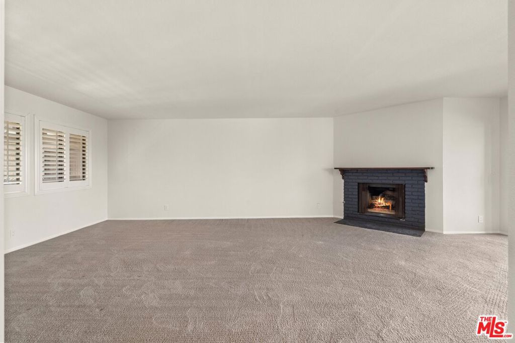 1150 W 13th Street 205