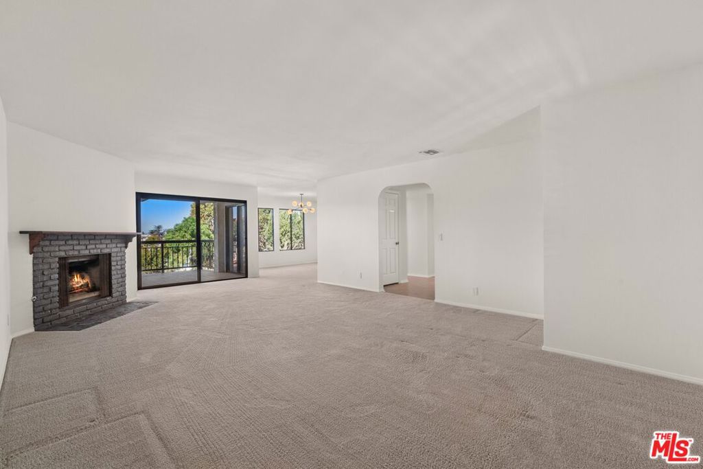 1150 W 13th Street 205