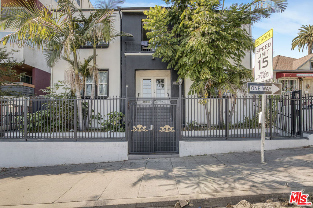 969 S Serrano Avenue