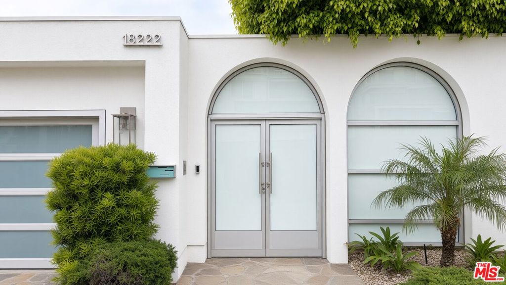 18222 Coastline Drive