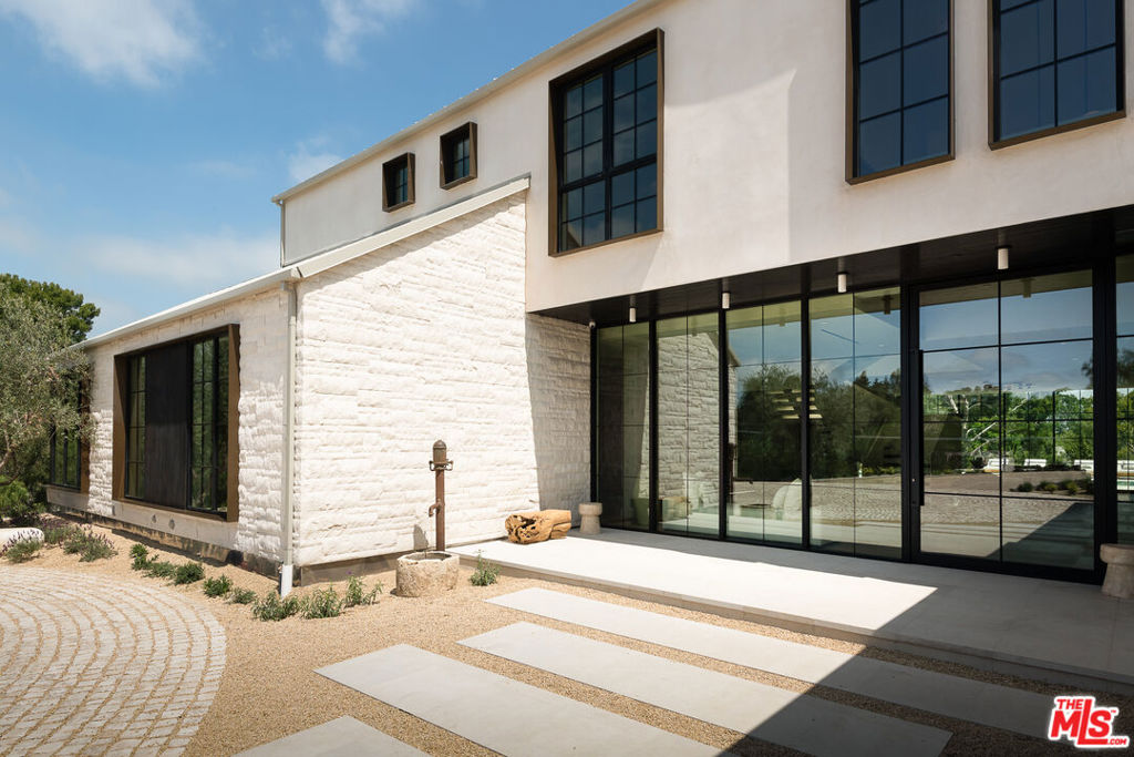 Properties 4 24172 Lupin Hill Road