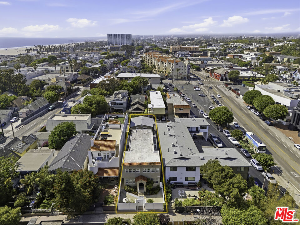 117 Paloma Avenue
