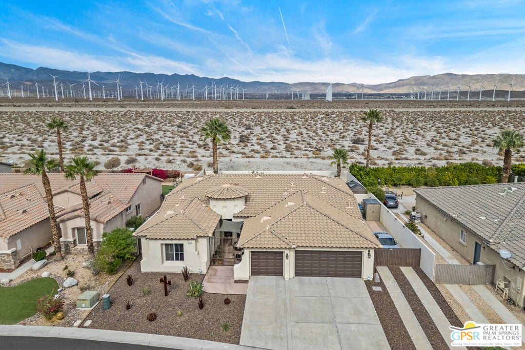 874 Summit Drive
