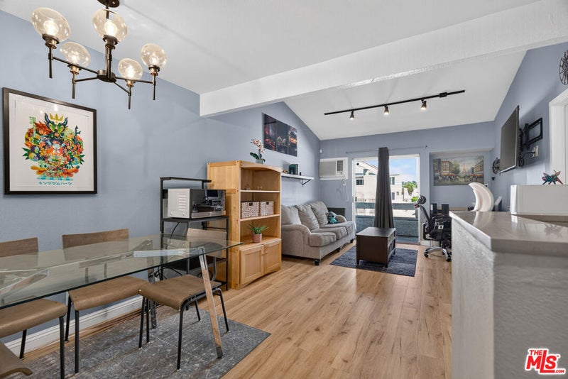 21801 Roscoe Boulevard 205
