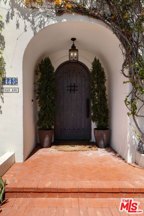 Properties 2 443 21st Street