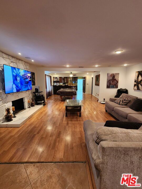 1110 W Vernon Avenue