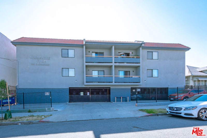 955 S Normandie Avenue