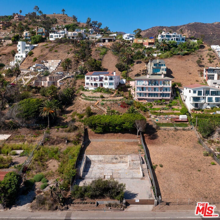 21415 Pacific Coast Highway