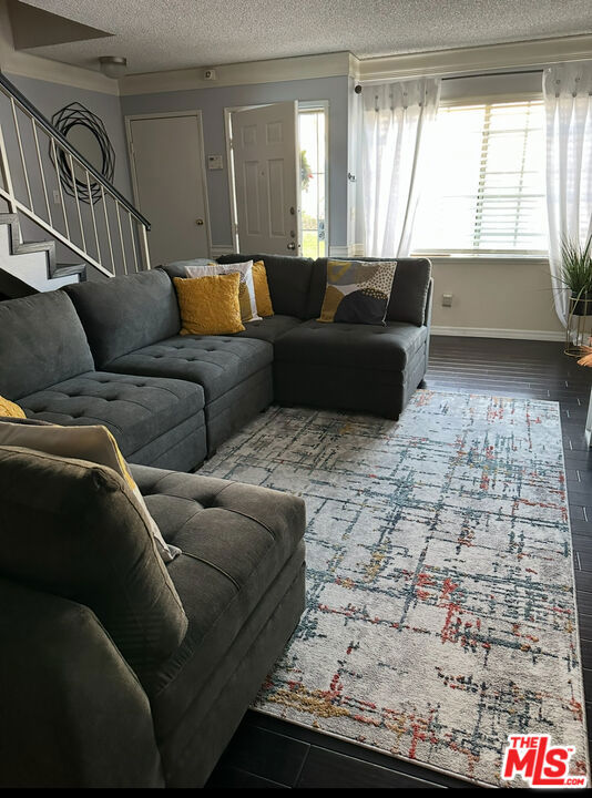 810 W Compton Boulevard 16