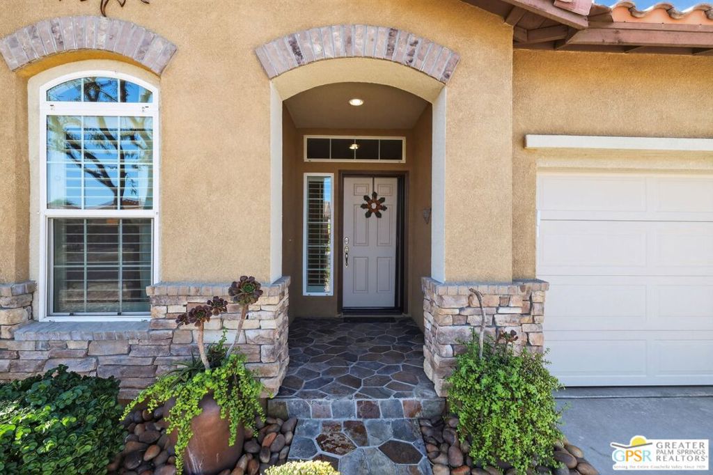 2353 Savanna Way