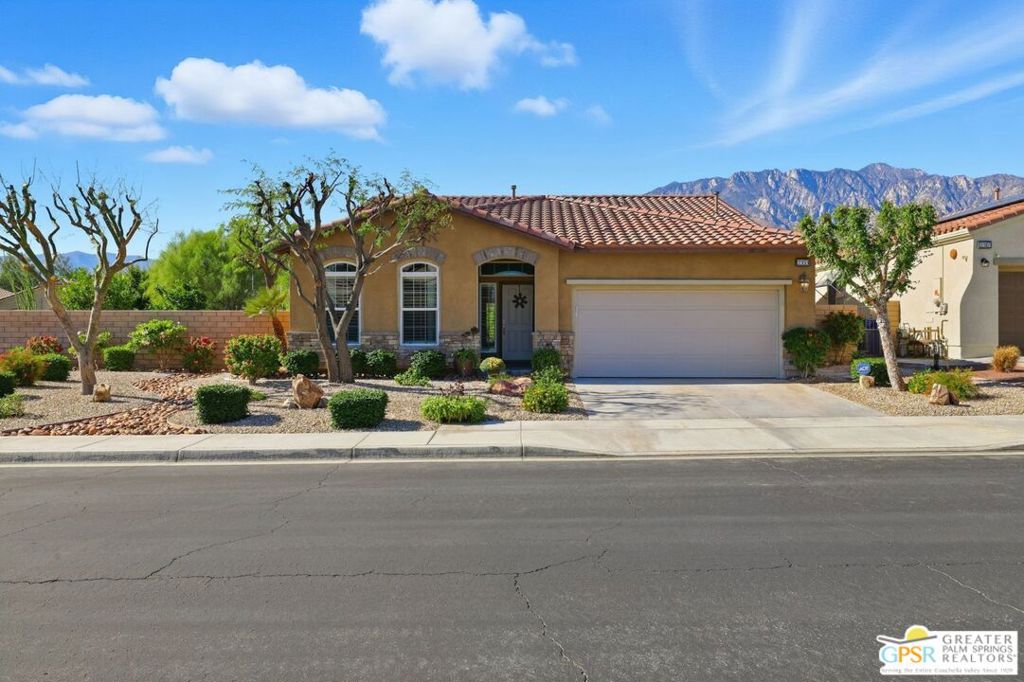 2353 Savanna Way