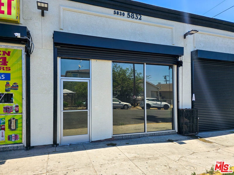 676 W Slauson Avenue