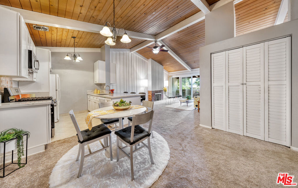 6415 Green Valley Circle 319