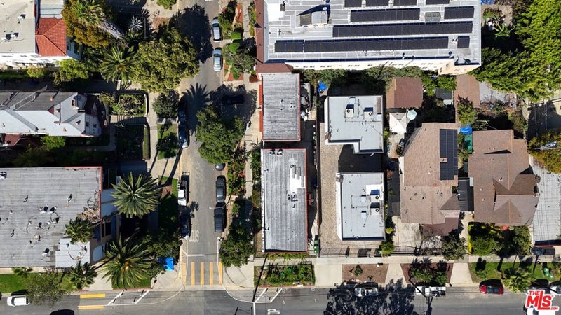 500 N Alexandria Avenue