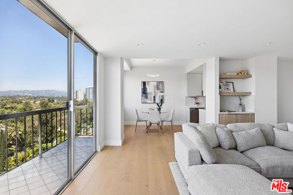 10747 Wilshire Boulevard 1107