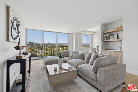 Photo of 10747 Wilshire Boulevard #1107, Los Angeles, CA 90024 (MLS # 26852623)