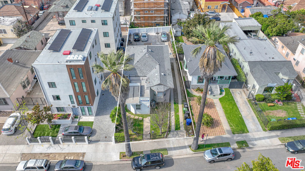 1293 W 36th Street