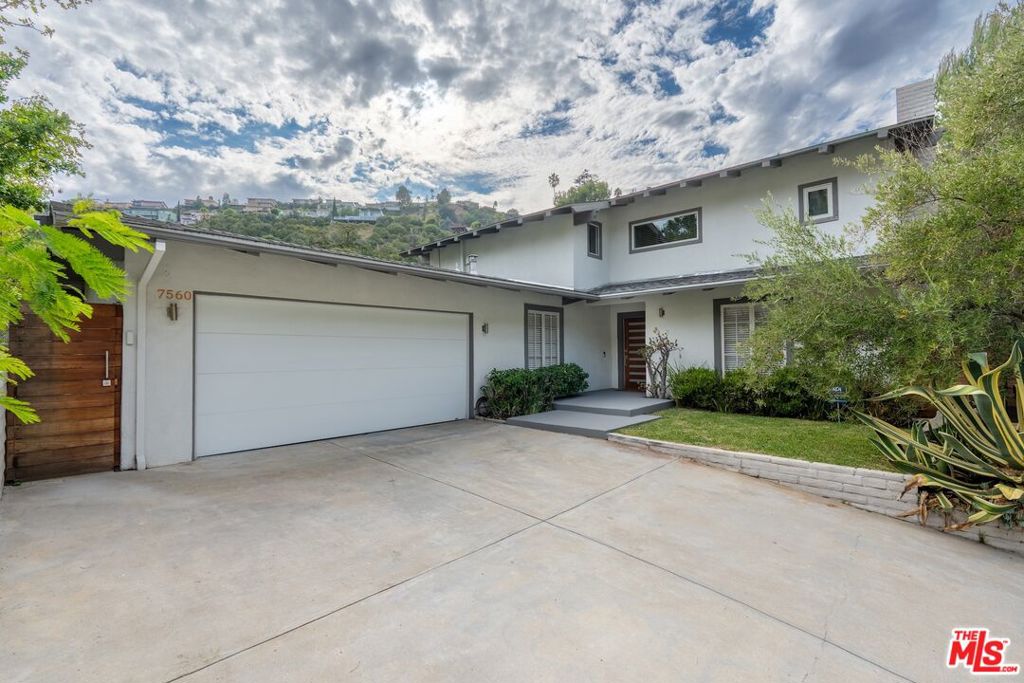 7560 Devista Drive