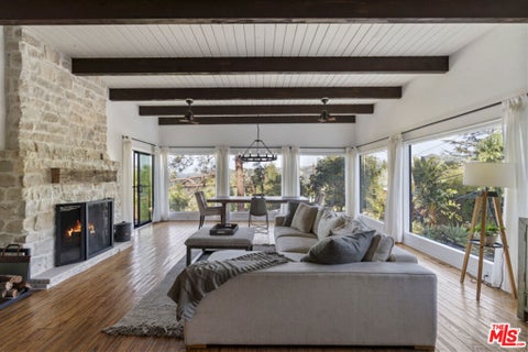 Photo of 19901 Grand View Drive, Topanga, CA 90290 (MLS # 26877141)