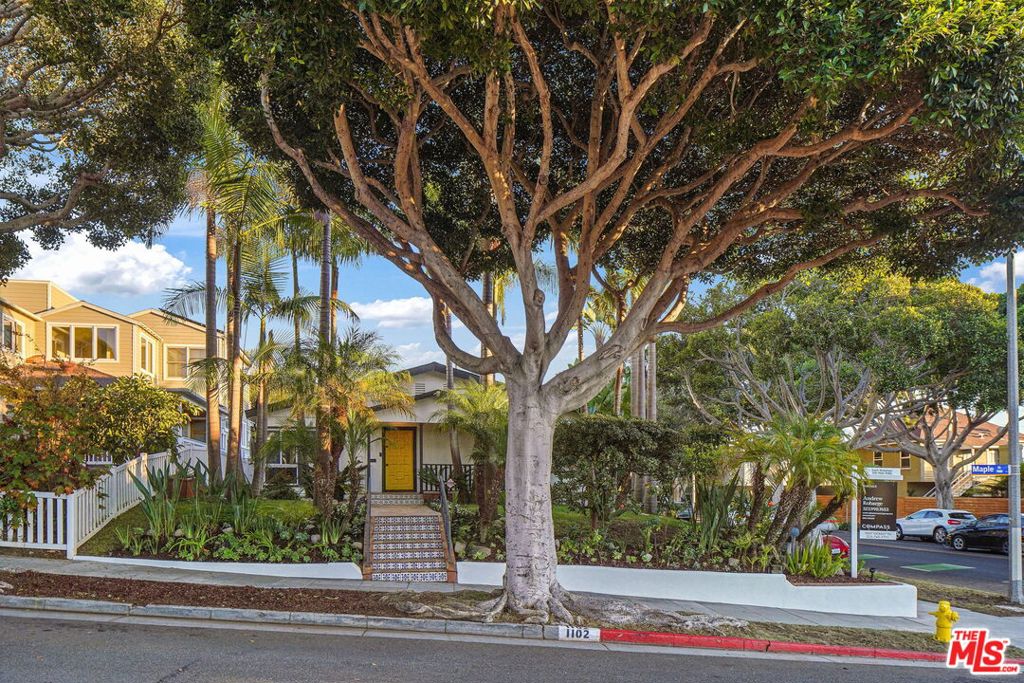 Properties 1 1102 Maple Street