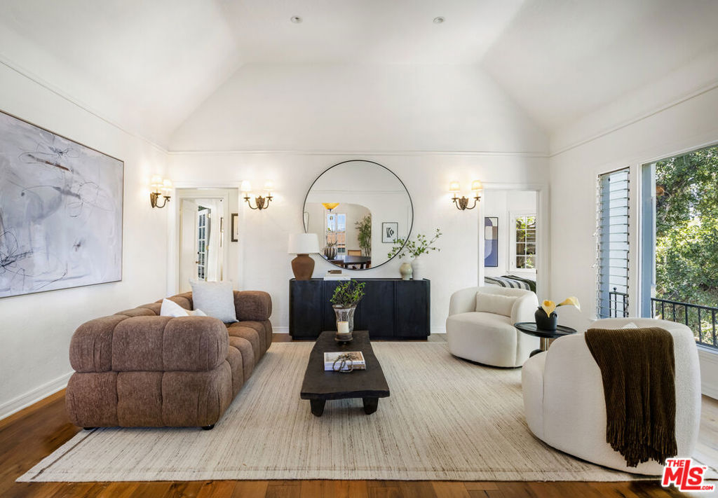1012 Marion Drive