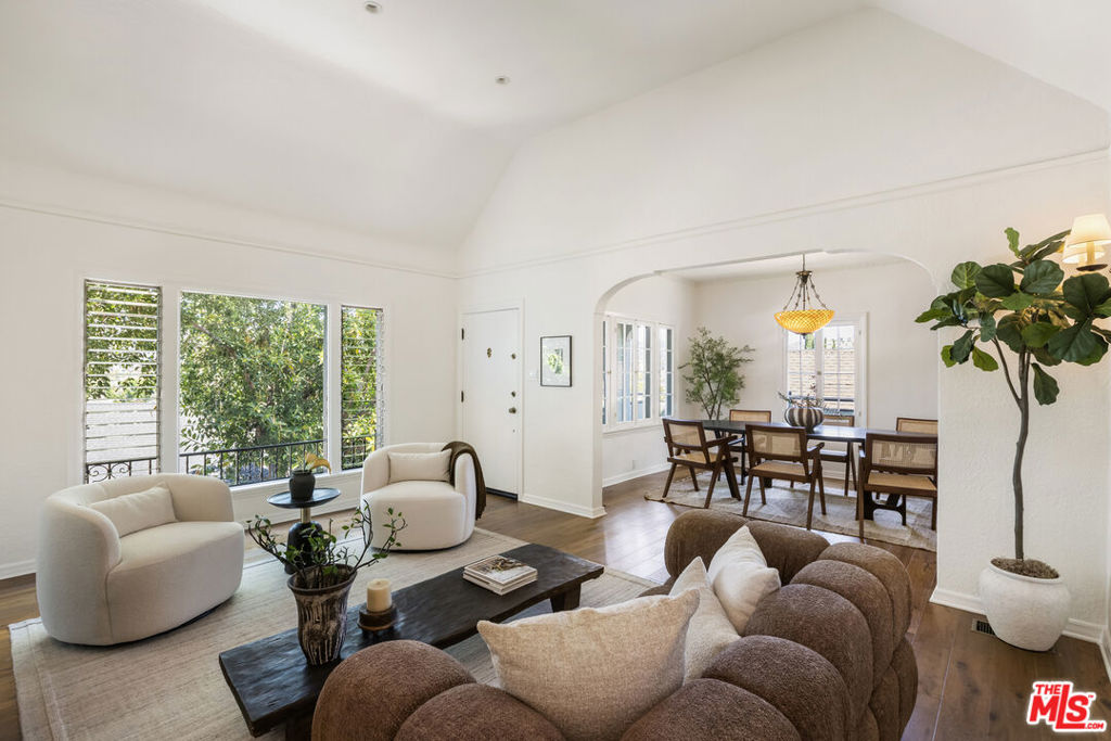 1012 Marion Drive