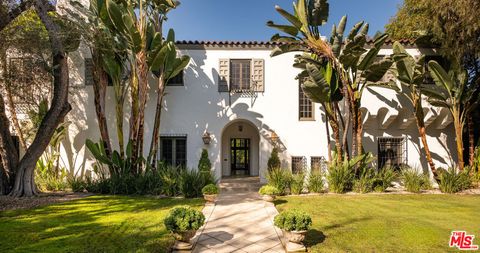 545 S Rimpau Boulevard Los Angeles CA 90020