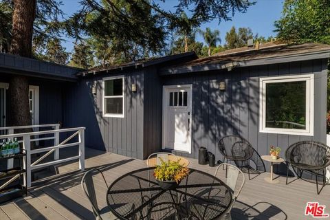 2323 Avon Street Los Angeles CA 90026